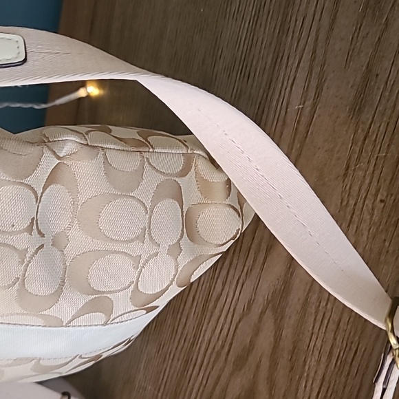 Coach Beige and Cream Crossbody Bag - Picture 7 of 16